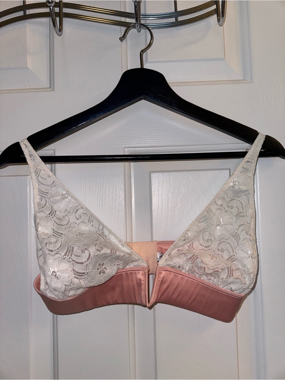*NWOT* Free People Intimately Dusty Rose Satin Bralette with Ivory Lace, Size M